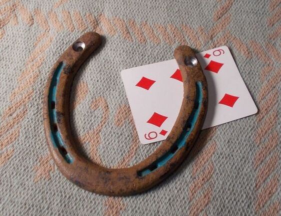 vyrobit talisman